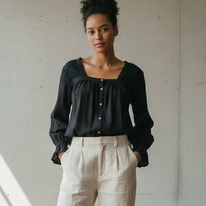 SELVA NEGRA Square Neck Blouse Ruffle cuff Black Size 2
